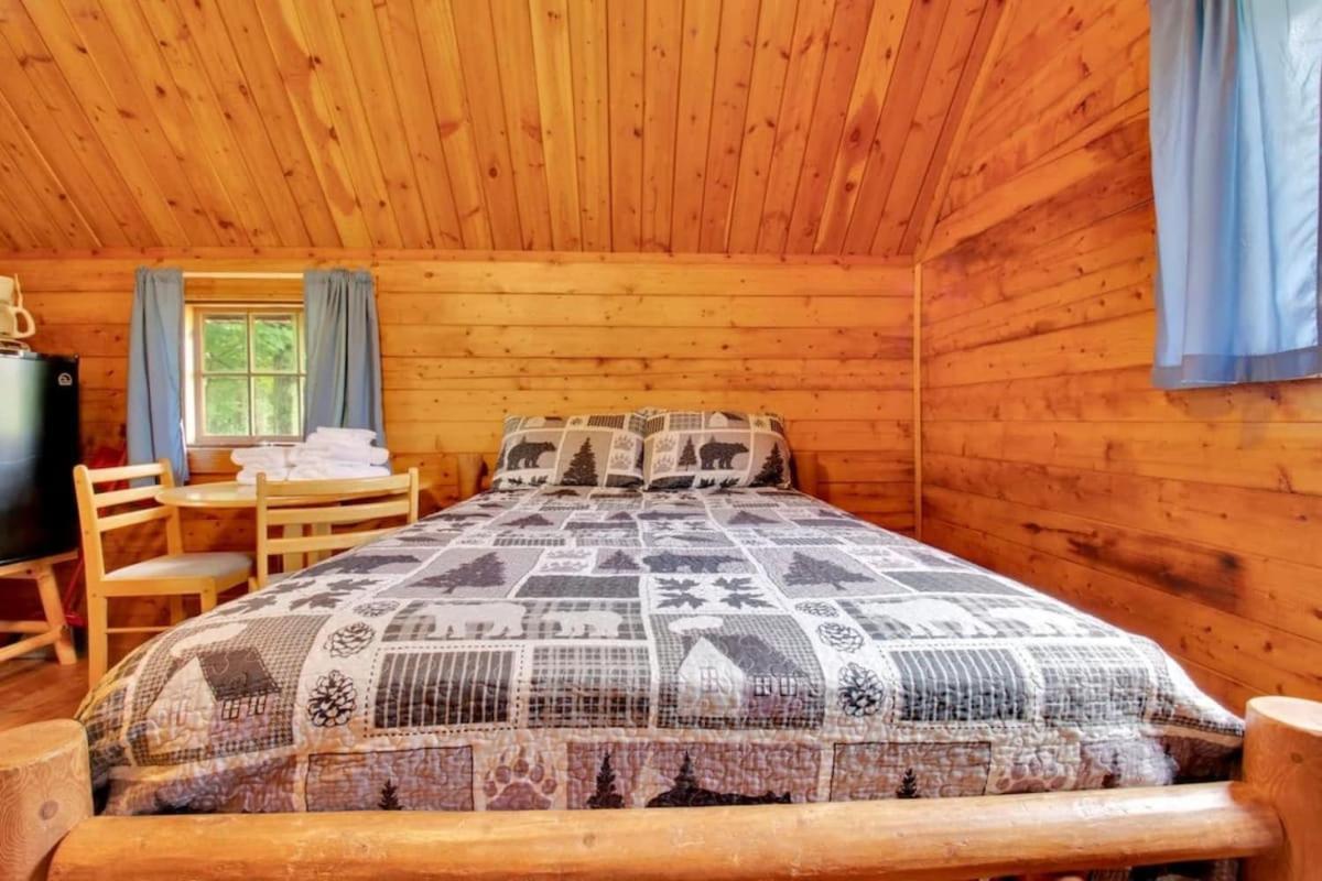 Lovely Rustic Cabin In Bloomington Ngoại thất bức ảnh